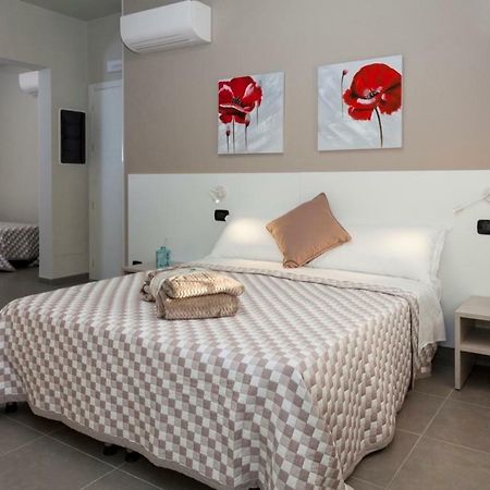 Riviera Hub Ξενοδοχείο Cisano sul Neva Εξωτερικό φωτογραφία